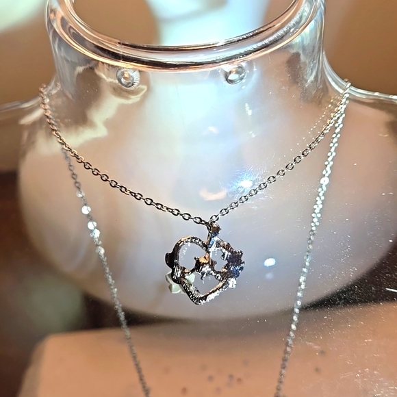 Elegant Heart Pendant Necklace with Floral Detail | Trendy Gift for Young Girls - Picture 6 of 8